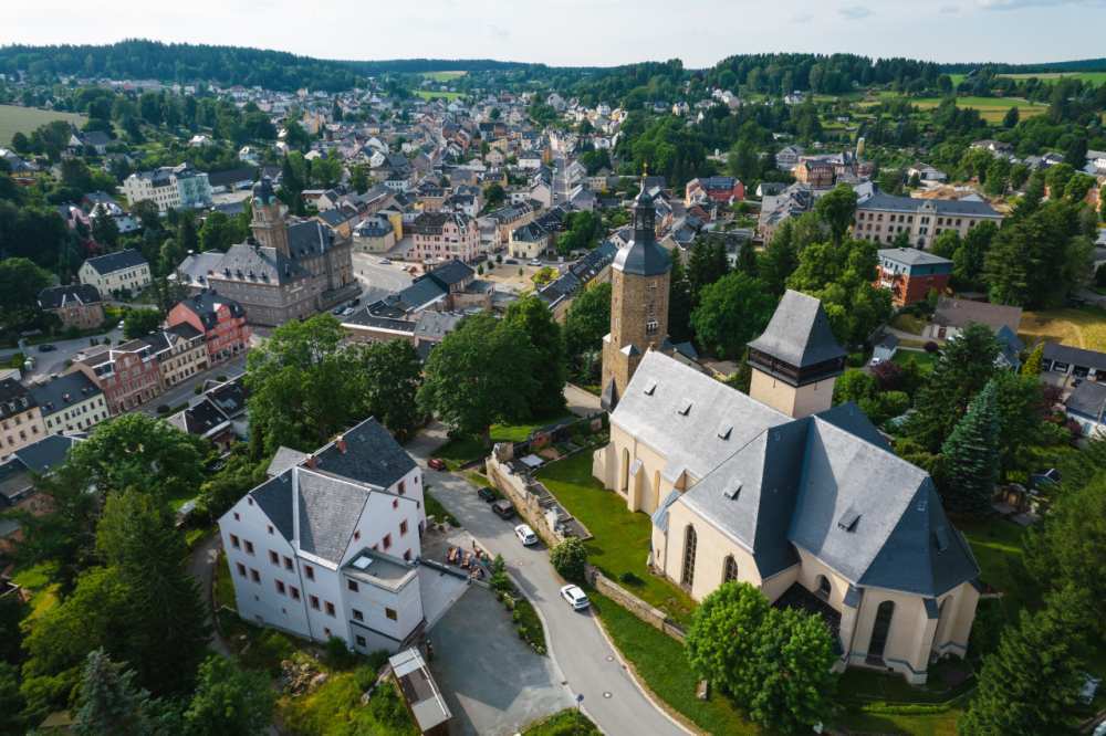 Luftaufnahme vom historischen Stadtkern Geyer (Patrick Eichler, Greifensteinregion)